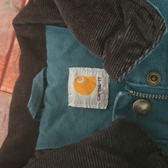 Vintage Carhartt Women's Quilted Canvas Chore Barn Jacket Aqua, Size Med - Picture 3 of 4